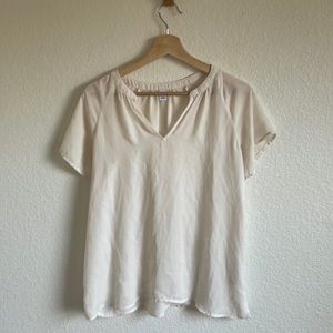 ✨5 FOR $25✨ old navy blouse